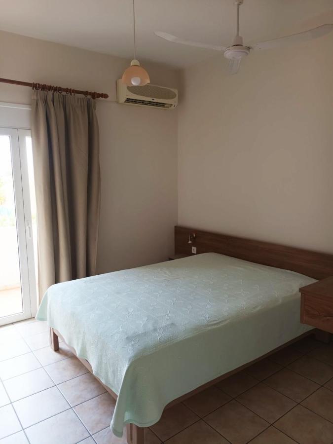 Cathrin Beach Apartments Sztavrósz Kültér fotó