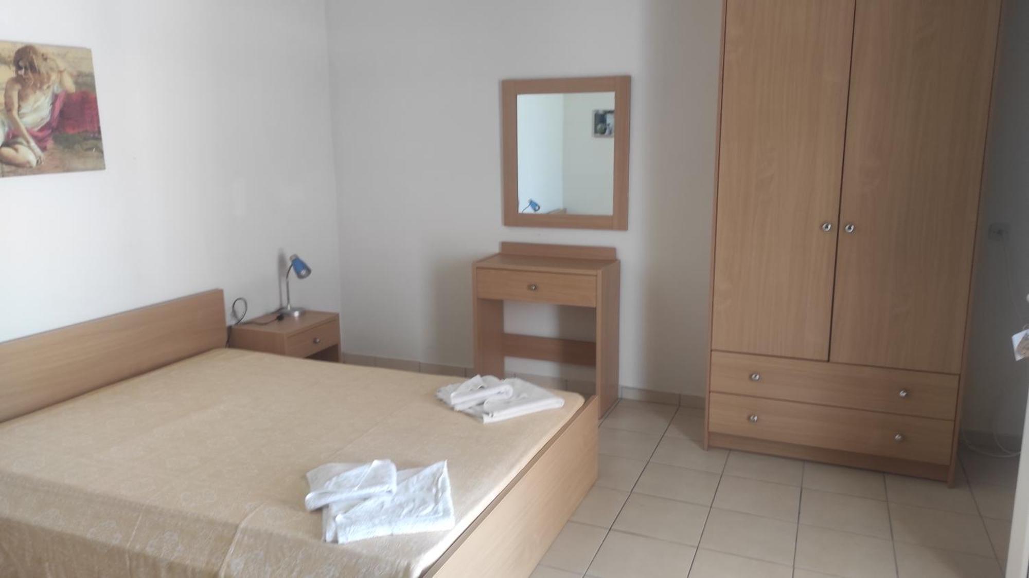 Cathrin Beach Apartments Sztavrósz Kültér fotó