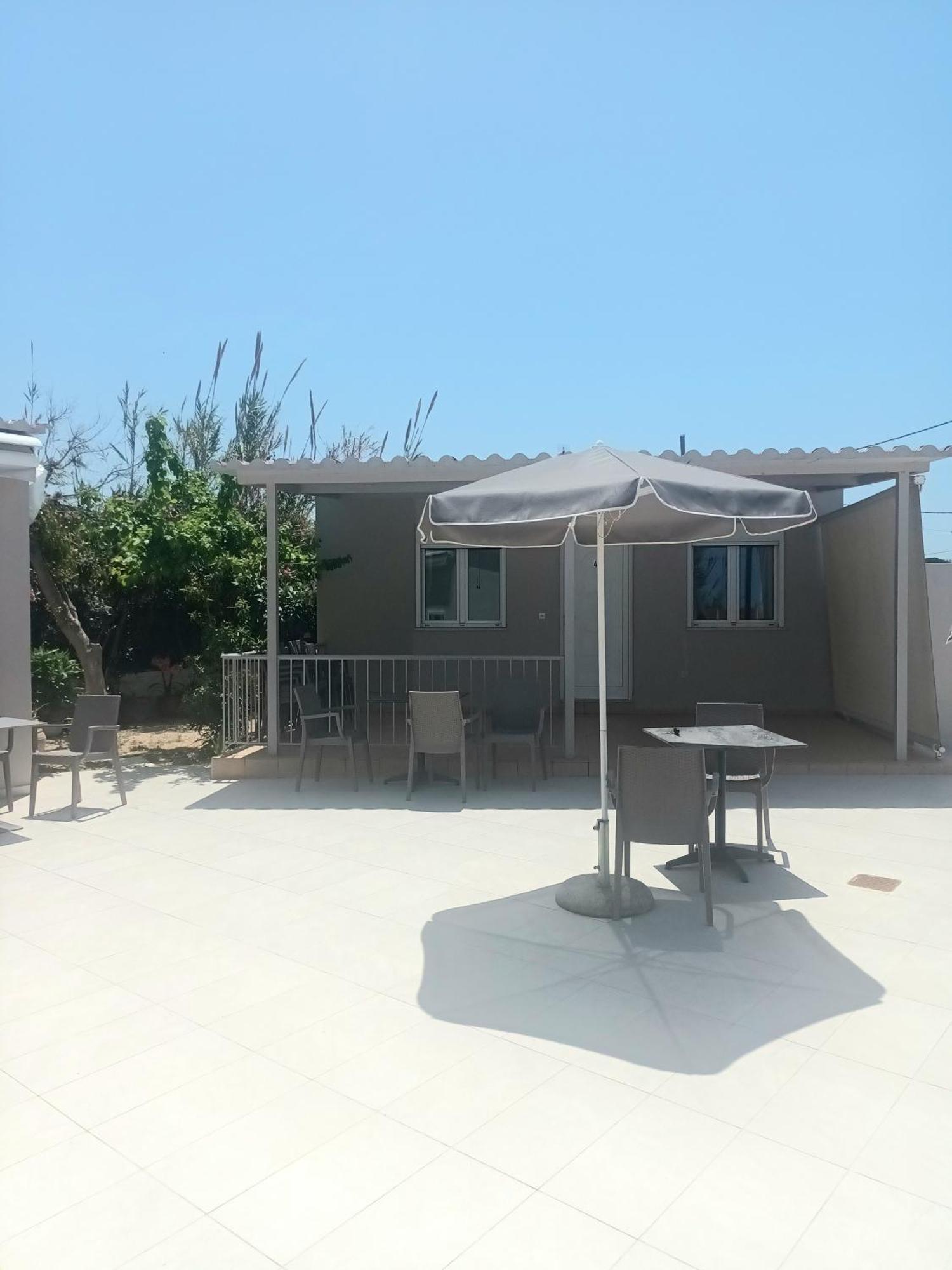 Cathrin Beach Apartments Sztavrósz Kültér fotó