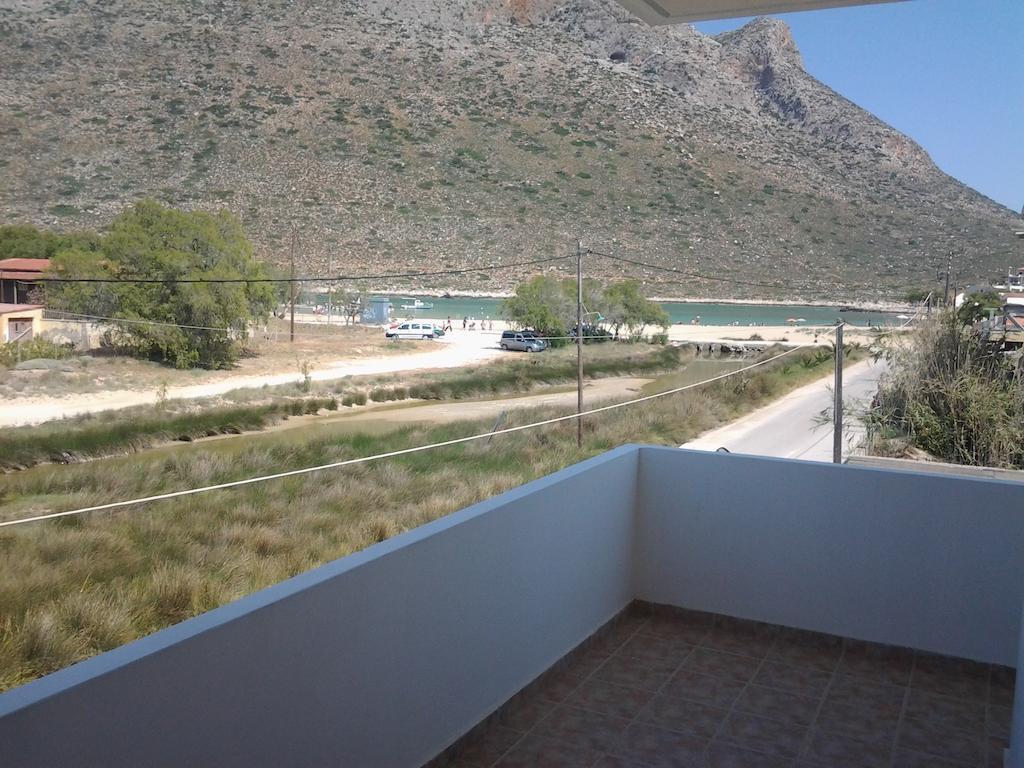 Cathrin Beach Apartments Sztavrósz Szoba fotó